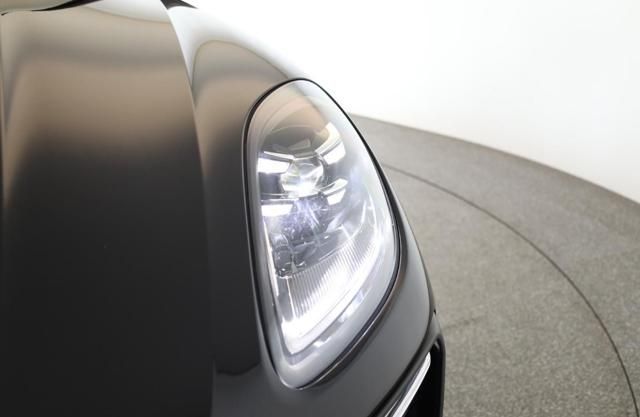 Porsche Macan 2023