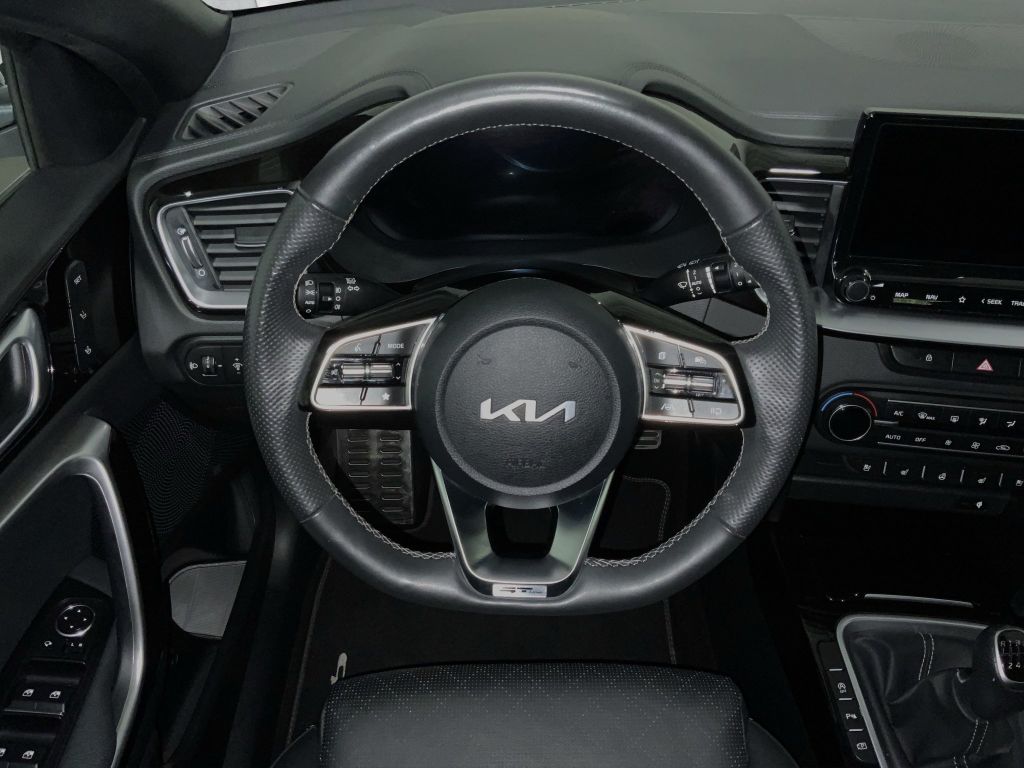 Kia pro cee'd / ProCeed 2024