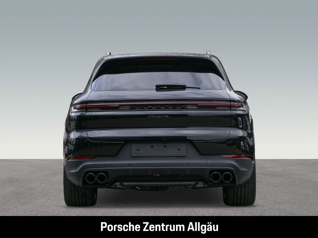 Porsche Cayenne 2025