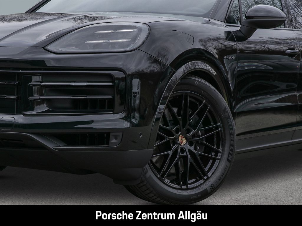 Porsche Cayenne 2025
