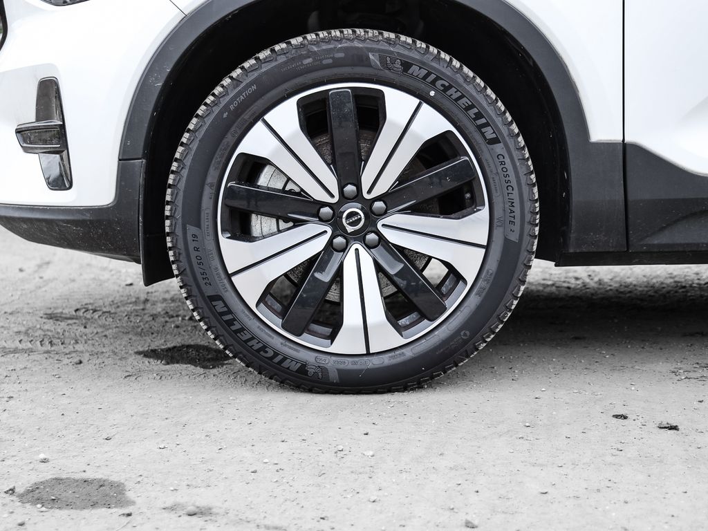 Volvo XC40 2023