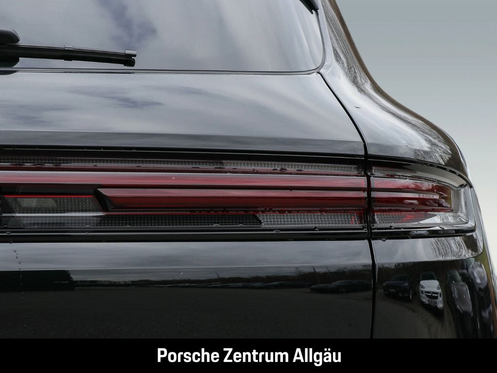 Porsche Cayenne 2025