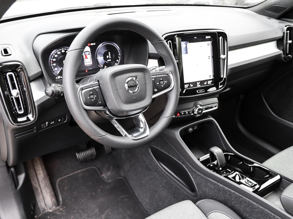 Volvo XC40 2023