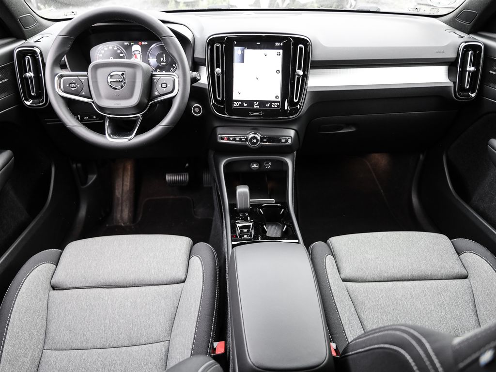 Volvo XC40 2023