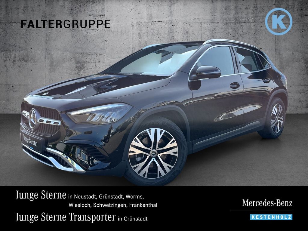 Mercedes-Benz GLA 200 2023