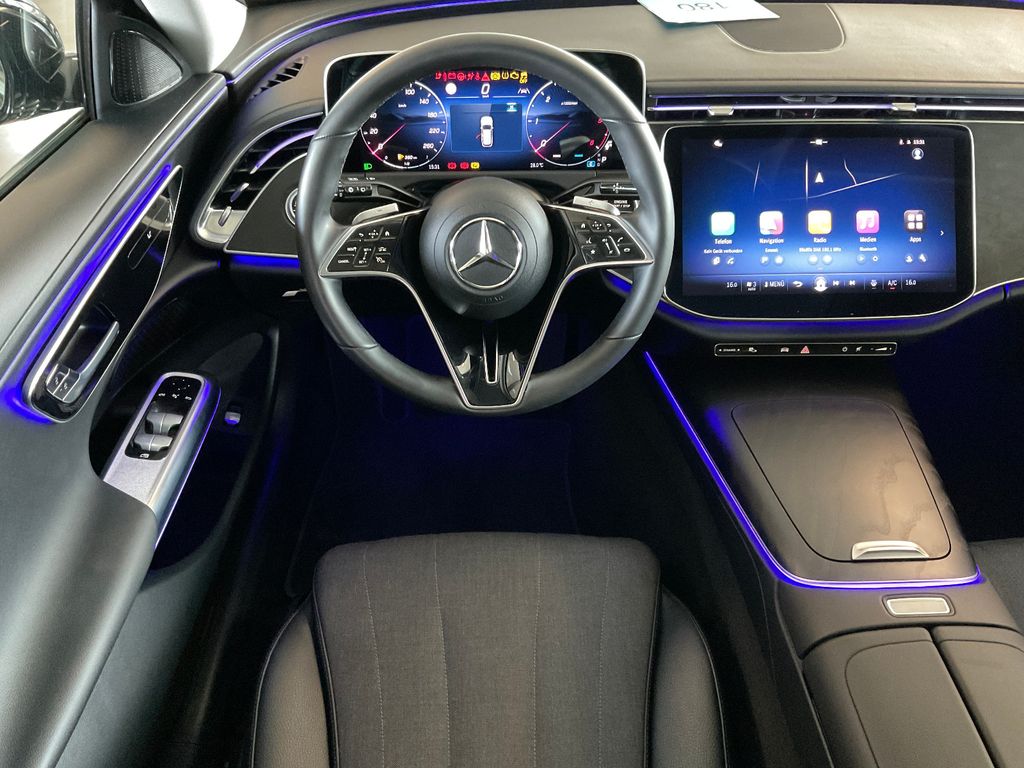 Mercedes-Benz E 220 2024