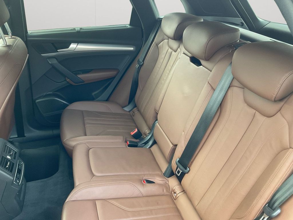 Audi Q5 2021
