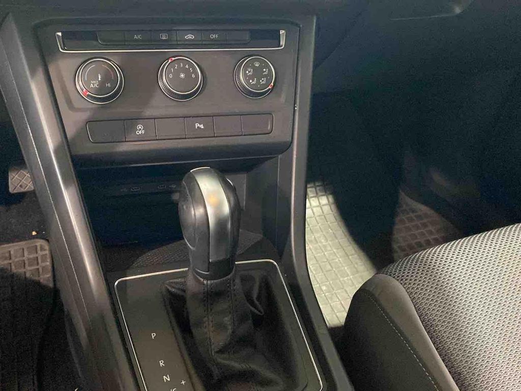 Volkswagen Touran 2021