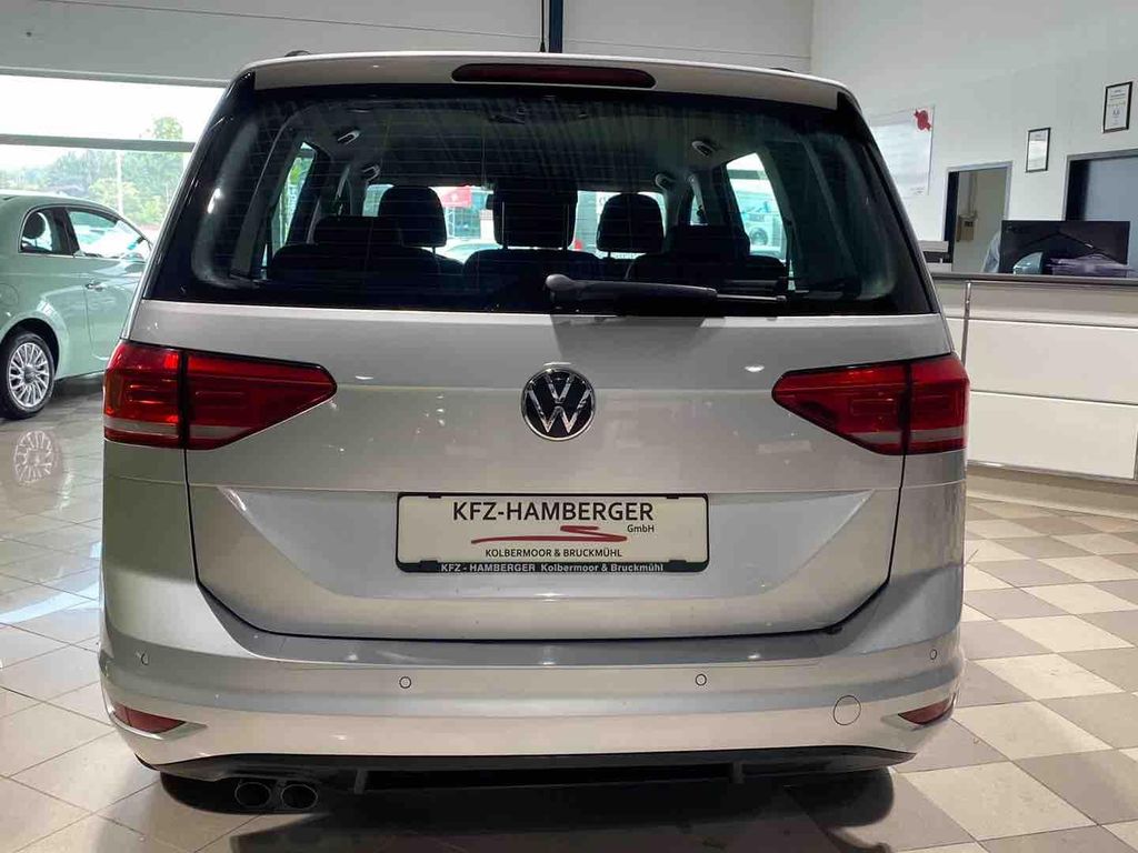 Volkswagen Touran 2021