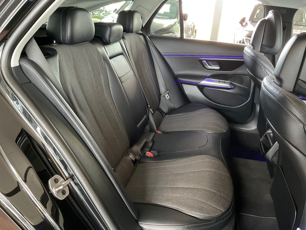 Mercedes-Benz E 220 2024
