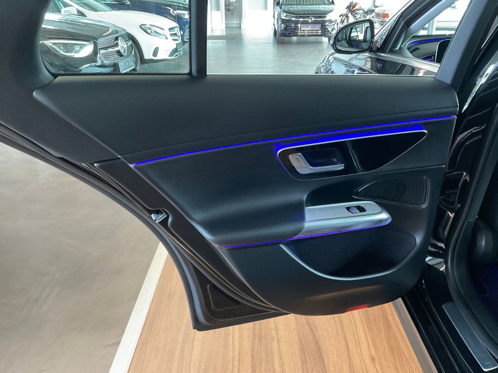 Mercedes-Benz E 220 2024