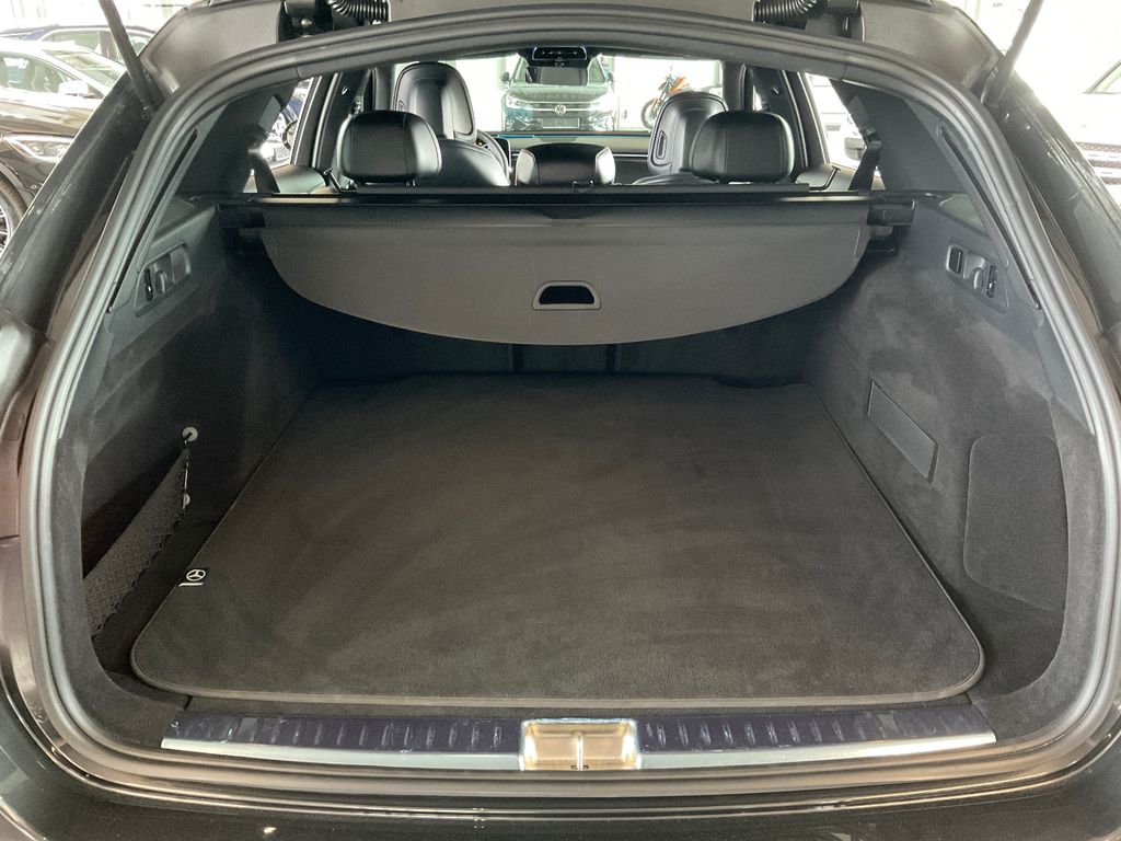 Mercedes-Benz E 220 2024