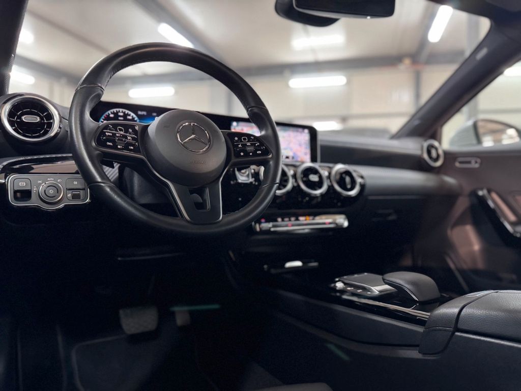 Mercedes-Benz A 180 2020