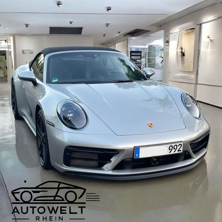 Porsche 992 2022