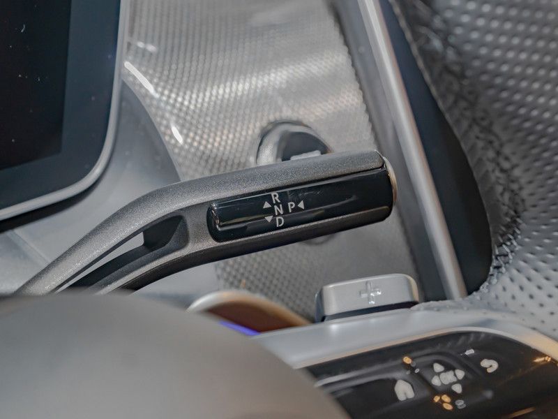 Mercedes-Benz GLC 300 2025