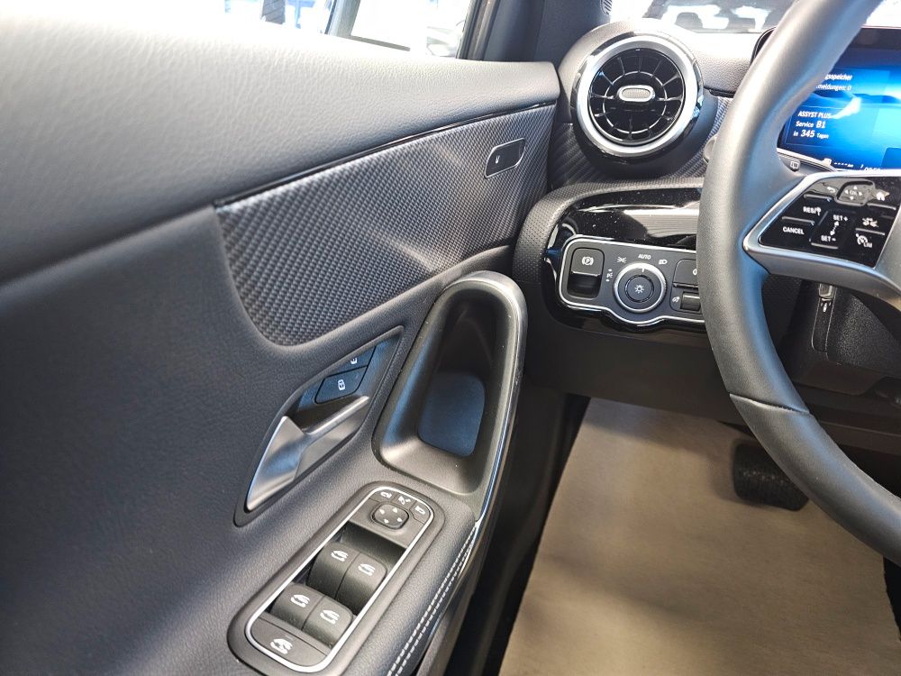 Mercedes-Benz A 200 2024