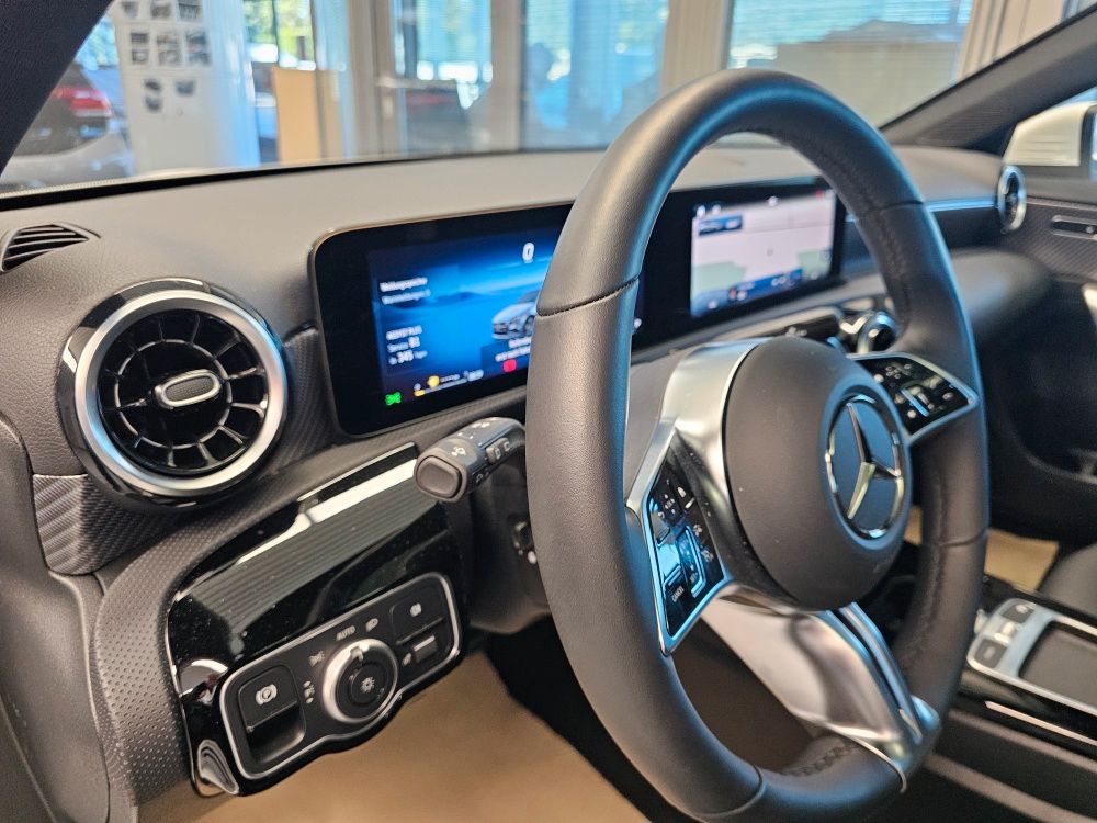 Mercedes-Benz A 200 2024