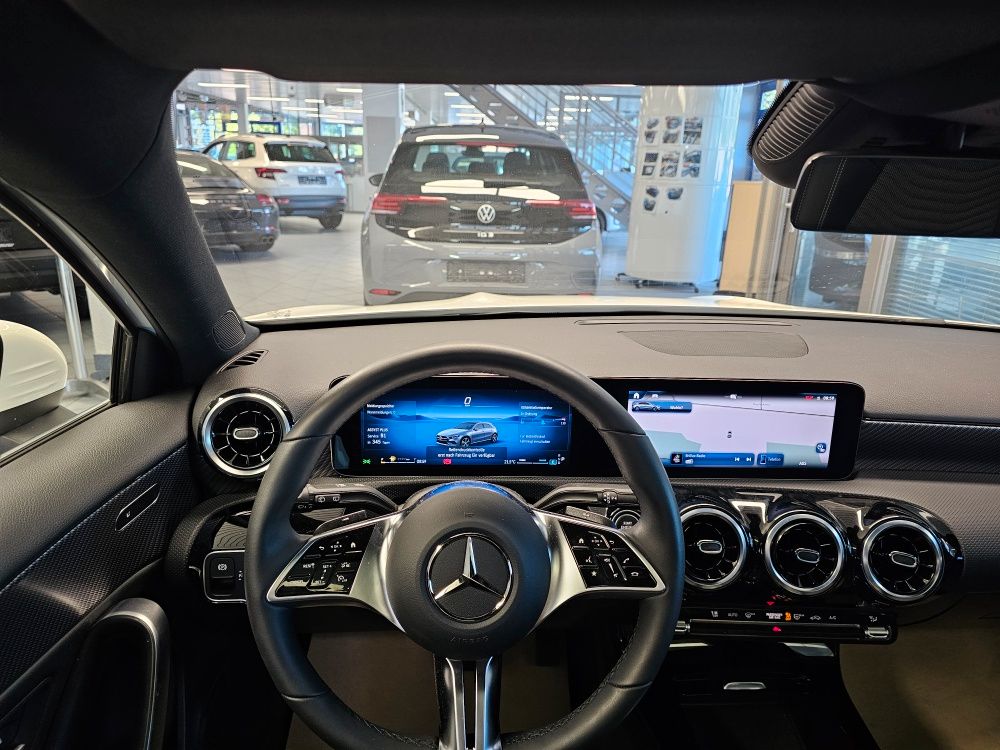 Mercedes-Benz A 200 2024