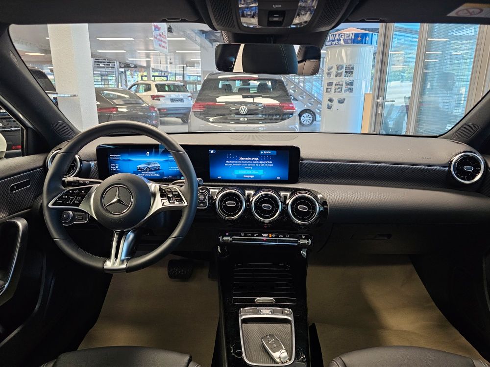 Mercedes-Benz A 200 2024