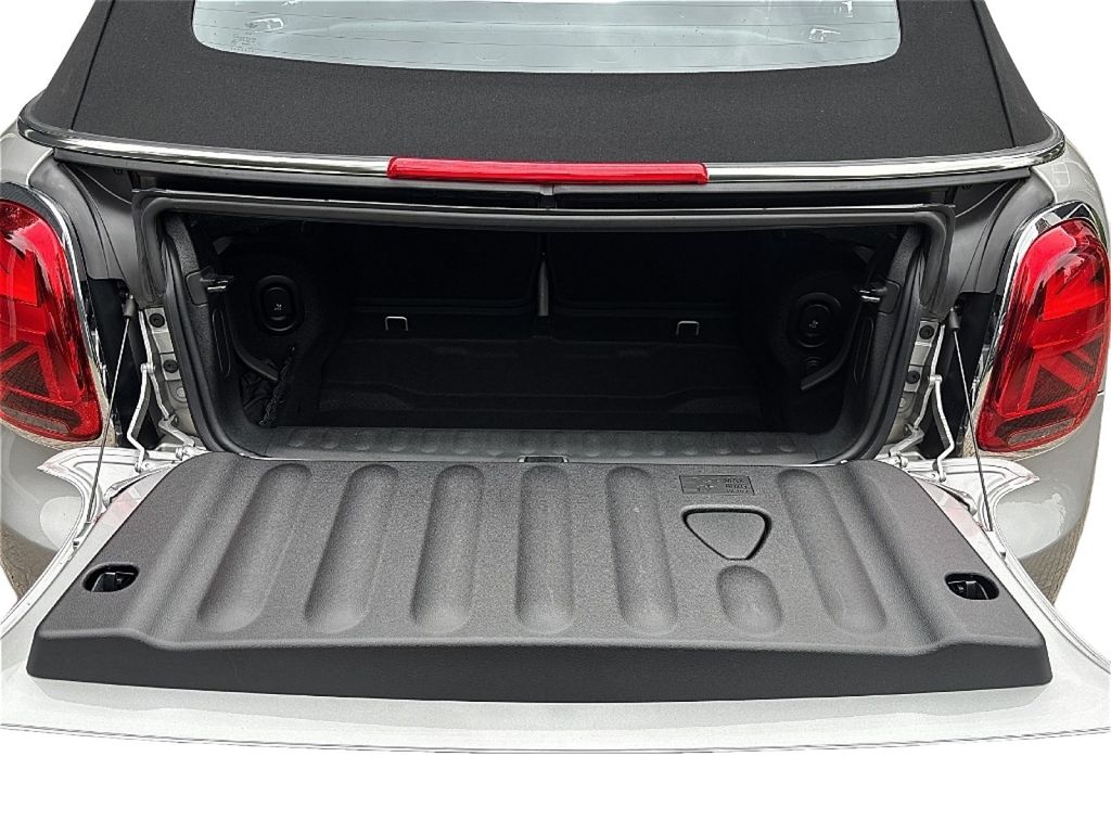 MINI John Cooper Works Cabrio 2023