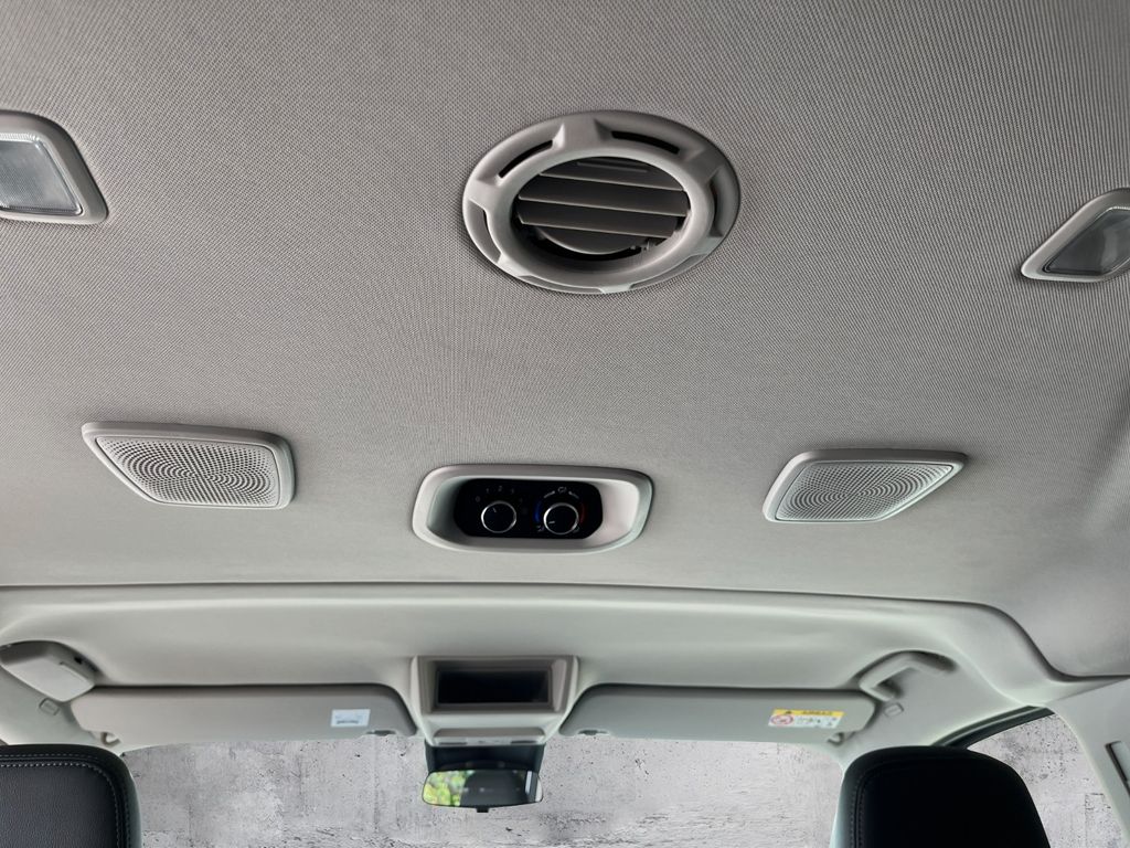 Ford Tourneo Custom 2021