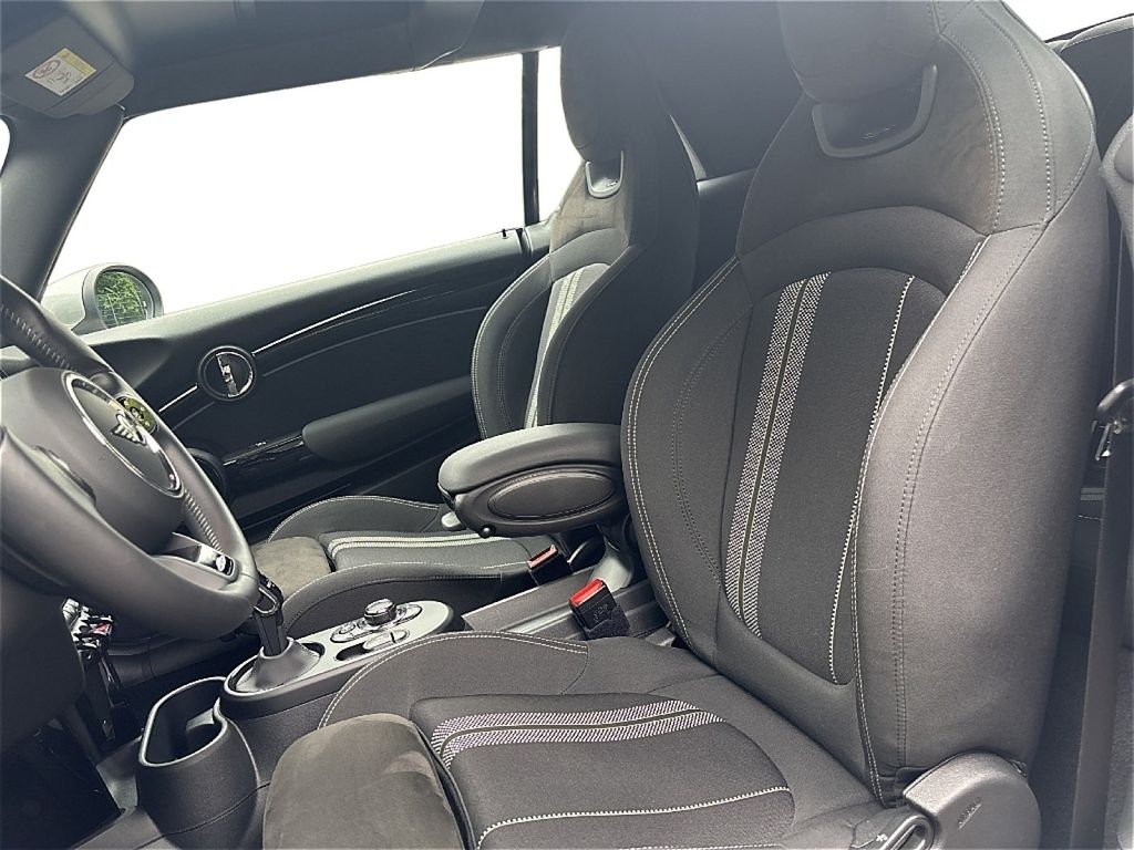 MINI John Cooper Works Cabrio 2023