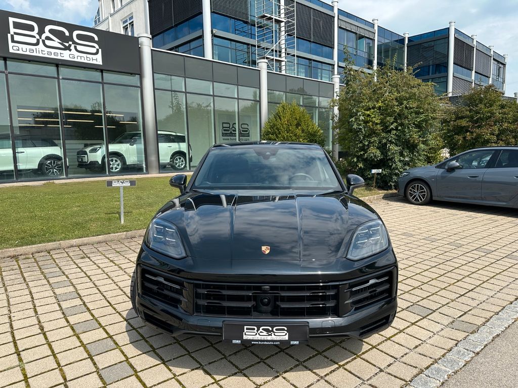 Porsche Cayenne 2025