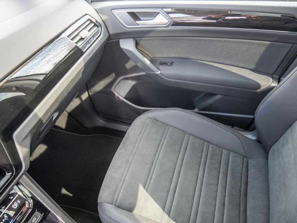 Volkswagen Touran 2025