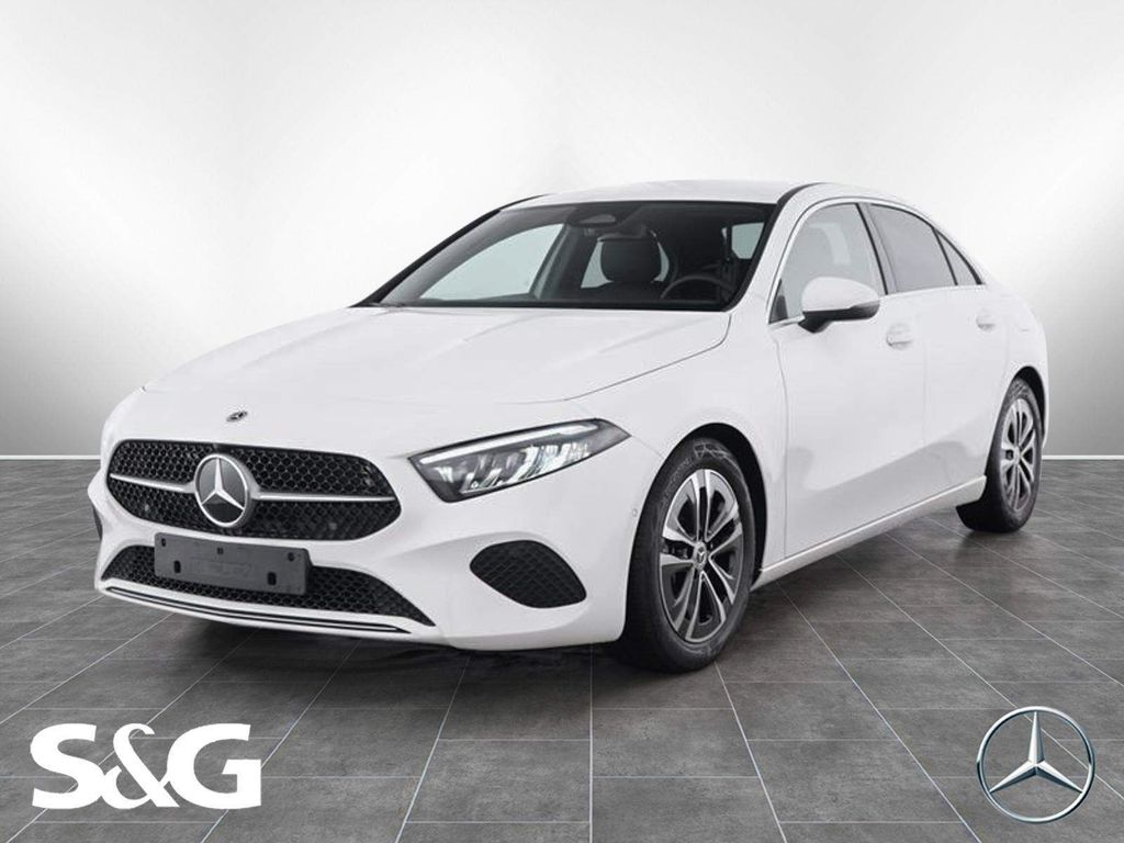 Mercedes-Benz A 180 2024