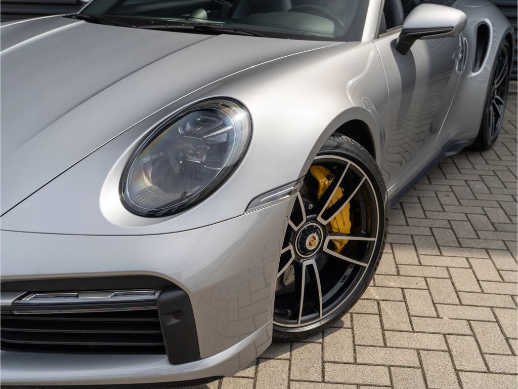 Porsche 911 2021