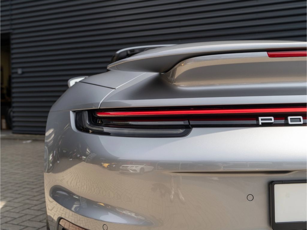 Porsche 911 2021
