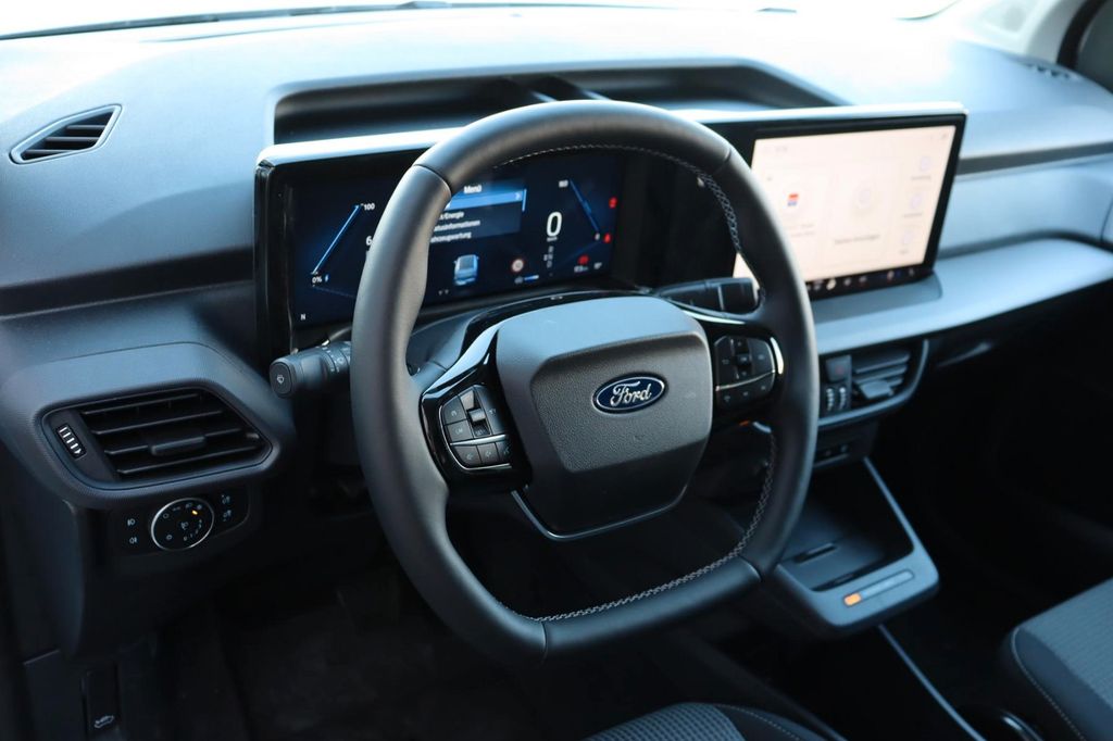 Ford Transit Courier 2025