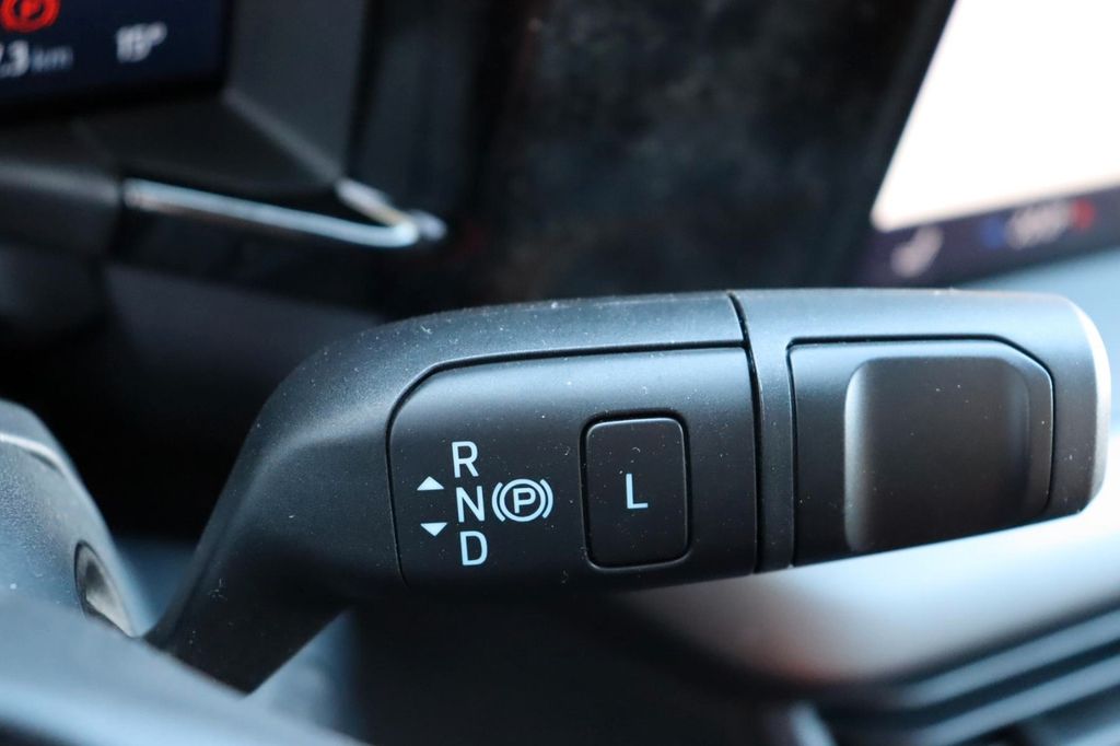 Ford Transit Courier 2025