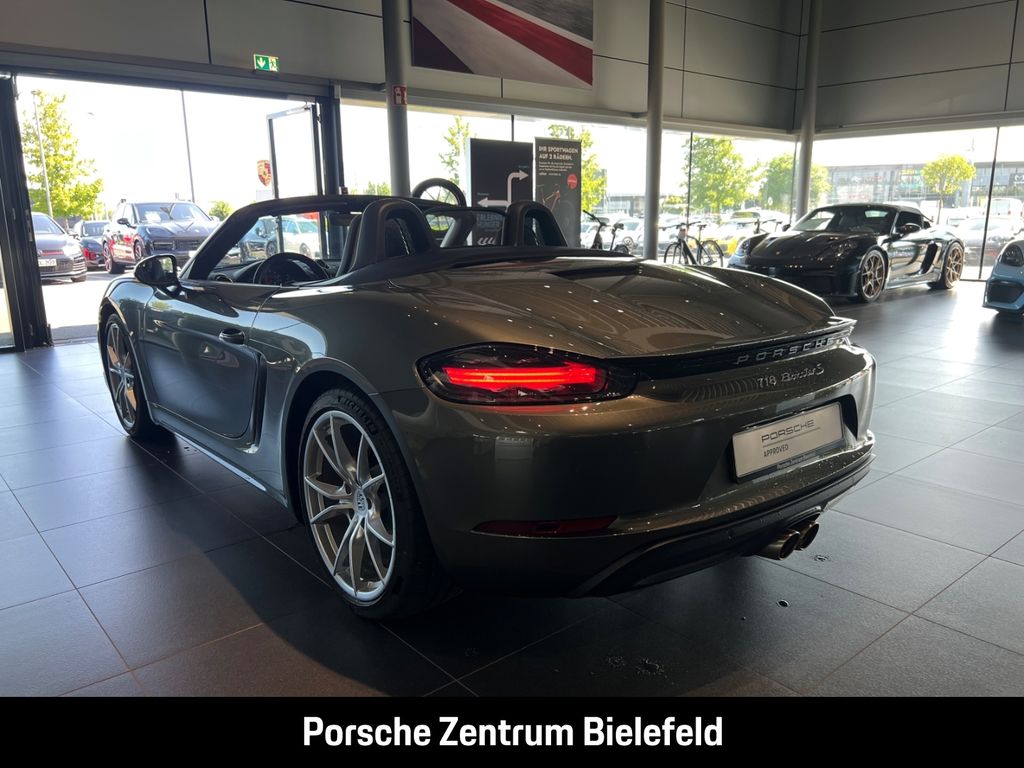 Porsche Boxster 2024