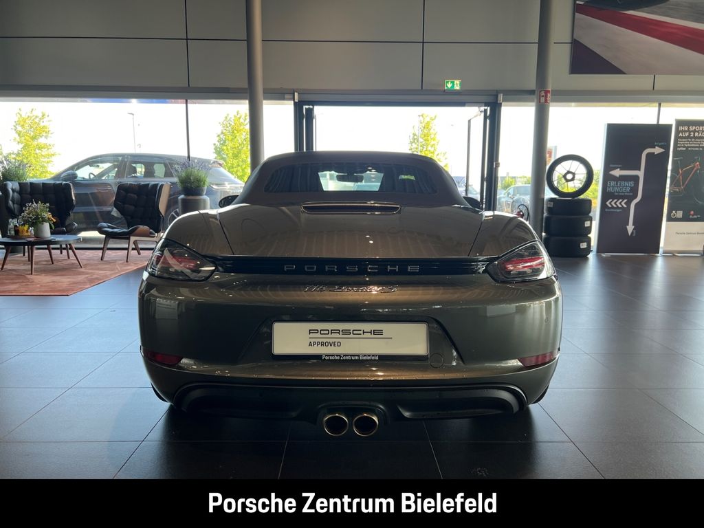 Porsche Boxster 2024