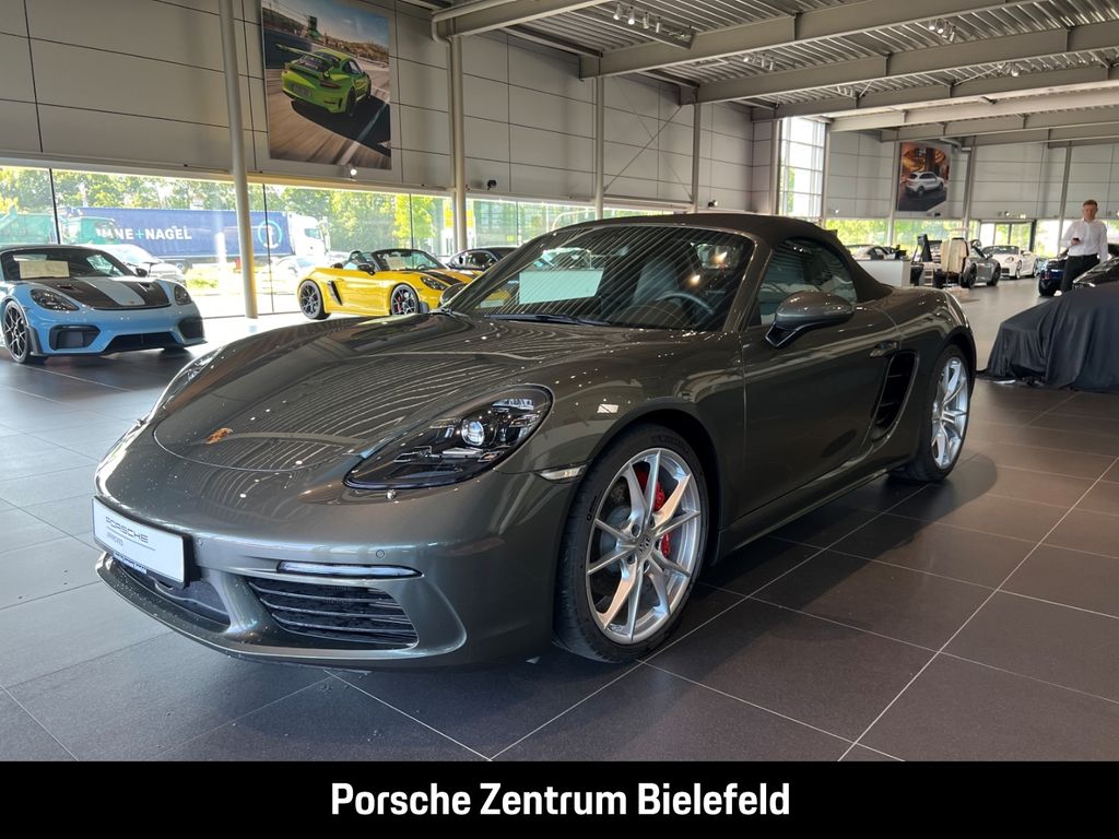 Porsche Boxster 2024
