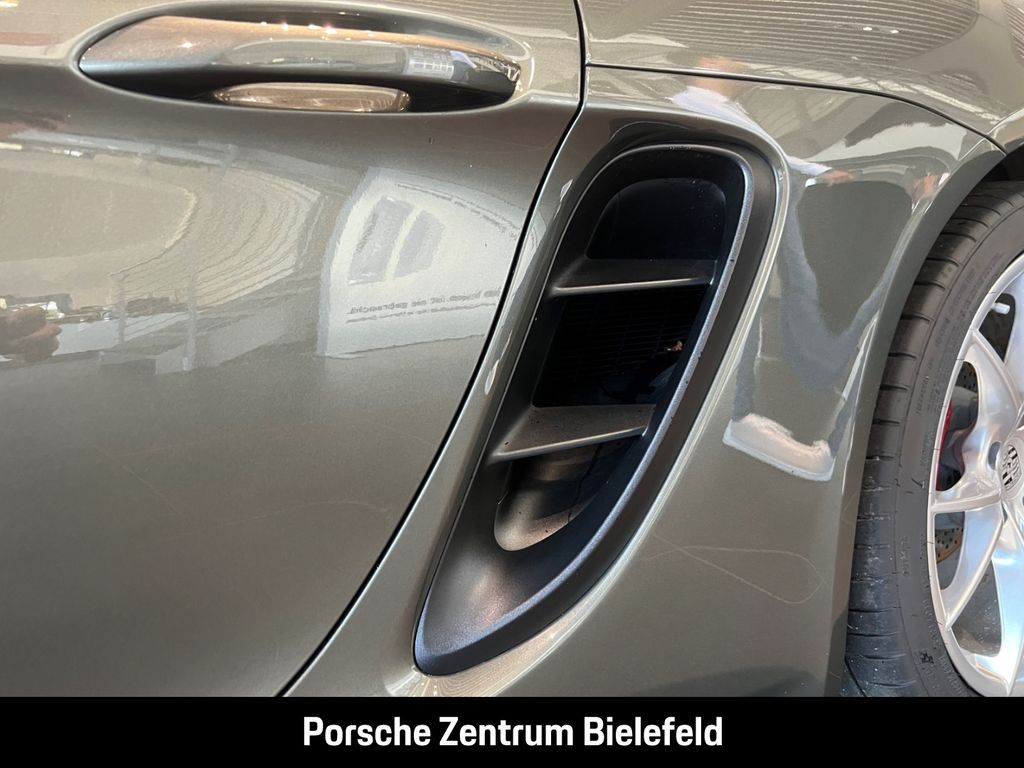 Porsche Boxster 2024