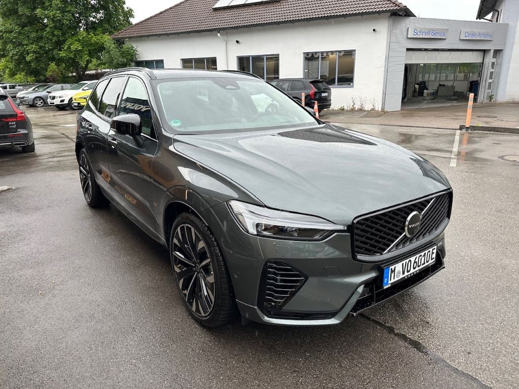 Volvo XC60 2025