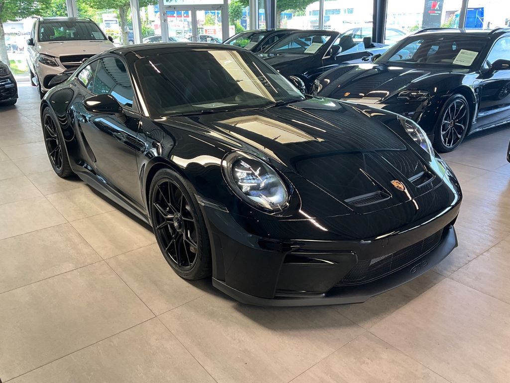 Porsche 992 2025