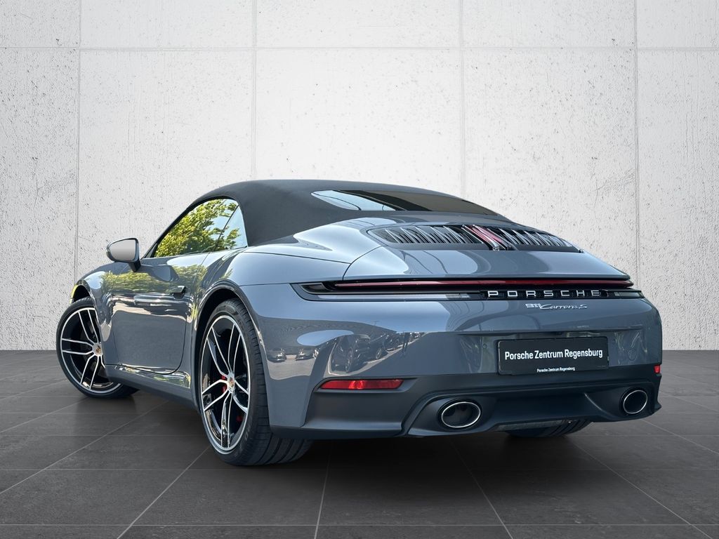 Porsche 992 2025