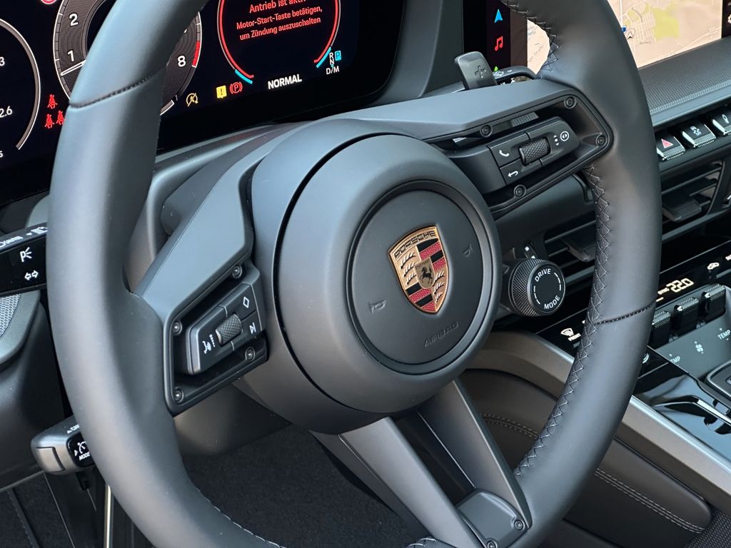 Porsche 992 2025