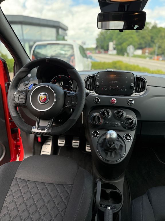 Abarth 500 2024