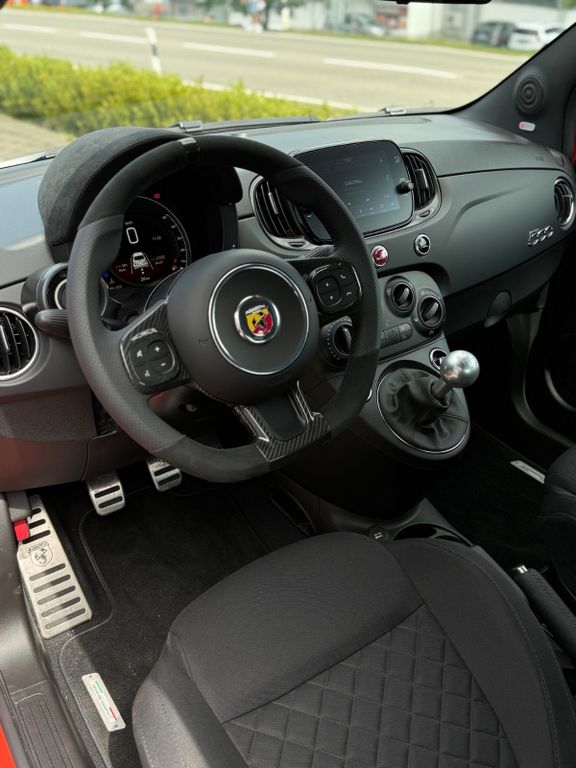 Abarth 500 2024