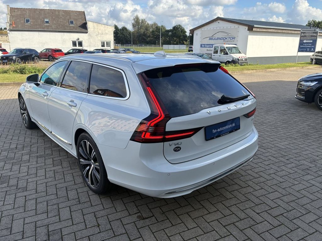 Volvo V90 2023