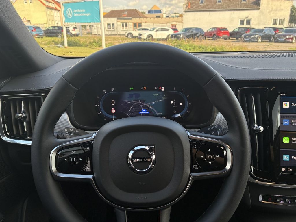 Volvo V90 2023