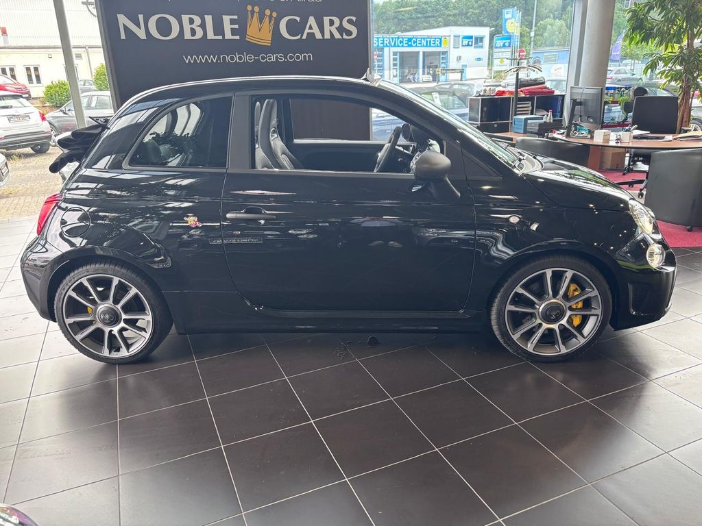 Abarth 695C 2024