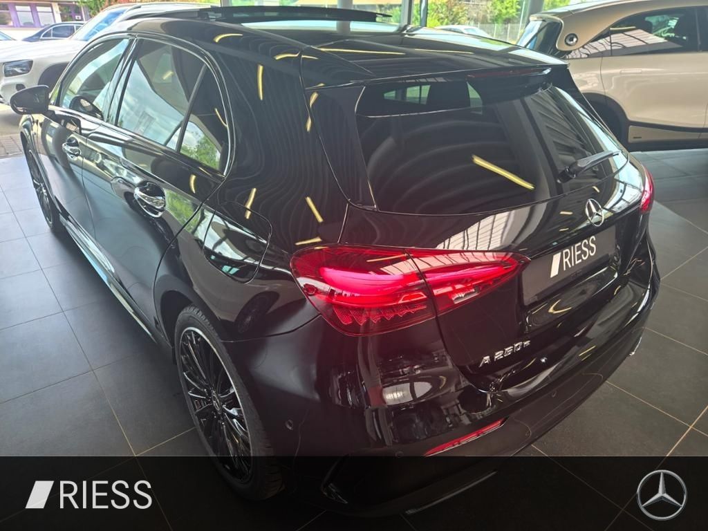 Mercedes-Benz A 250 2025