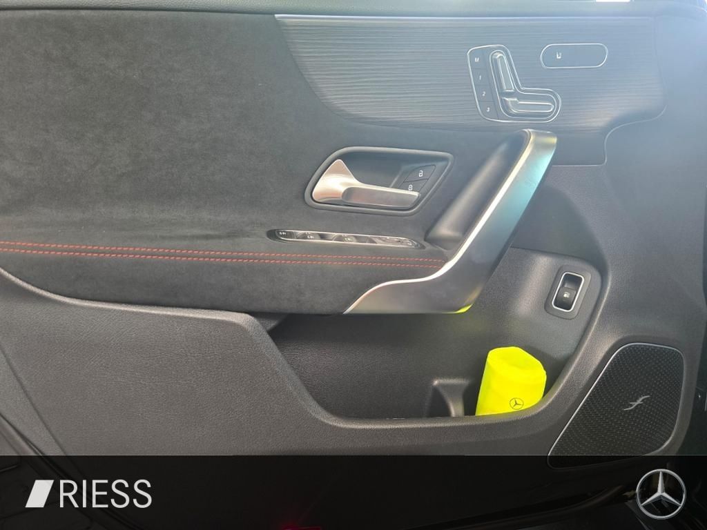 Mercedes-Benz A 250 2025