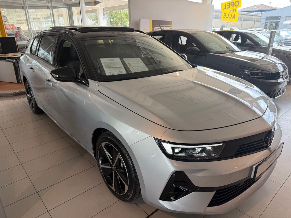 Opel Astra 2025
