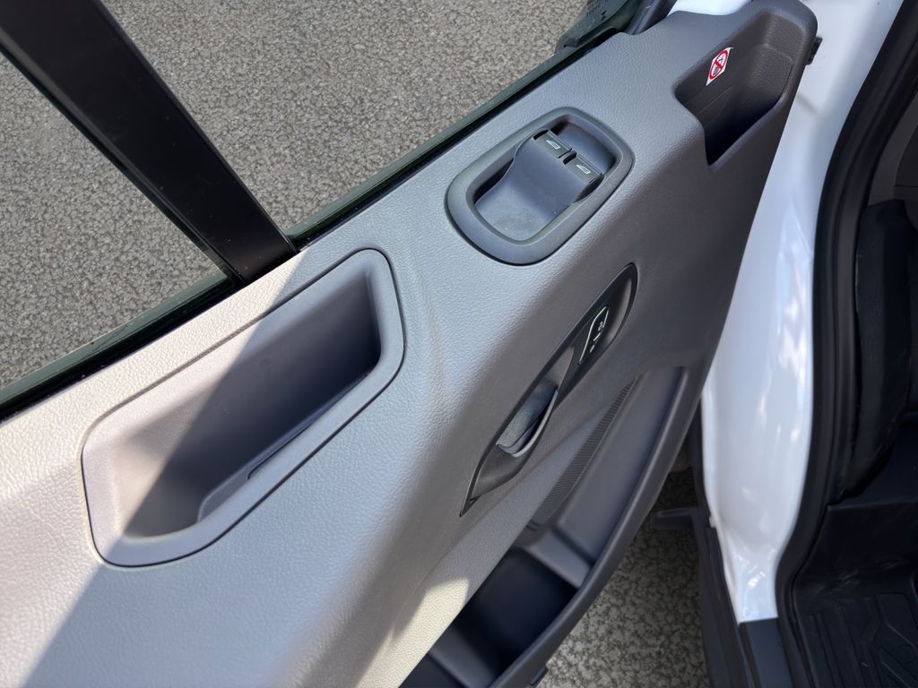 Ford Transit 2025